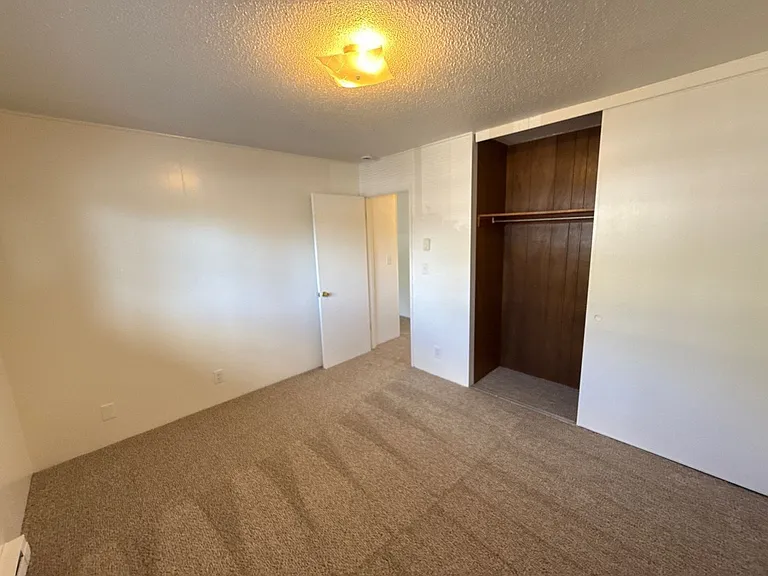 550 SW Levens St #21 — Photo 9