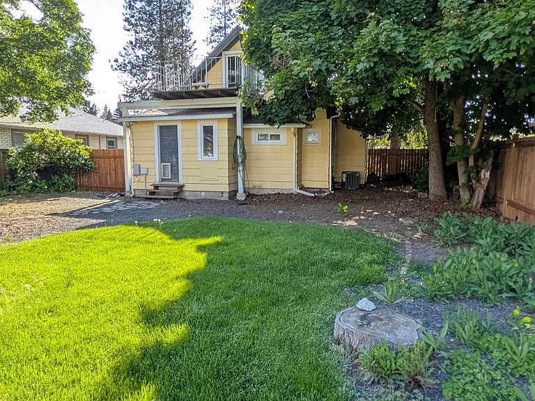 4117 S Grand Blvd — Photo 9