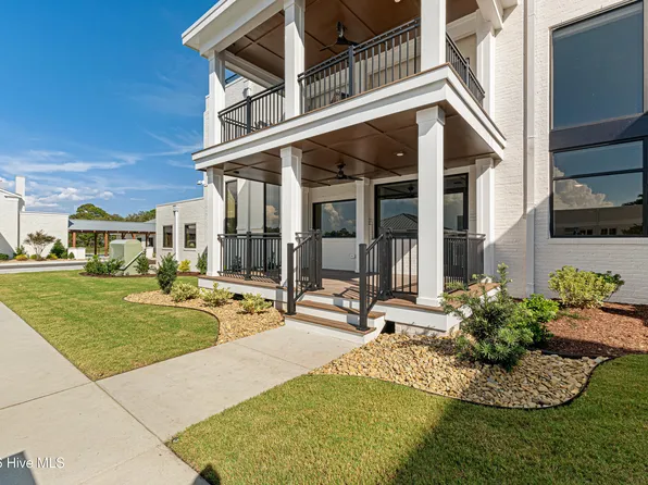 805 Mulberry Street Unit 114, Beaufort, NC 28516