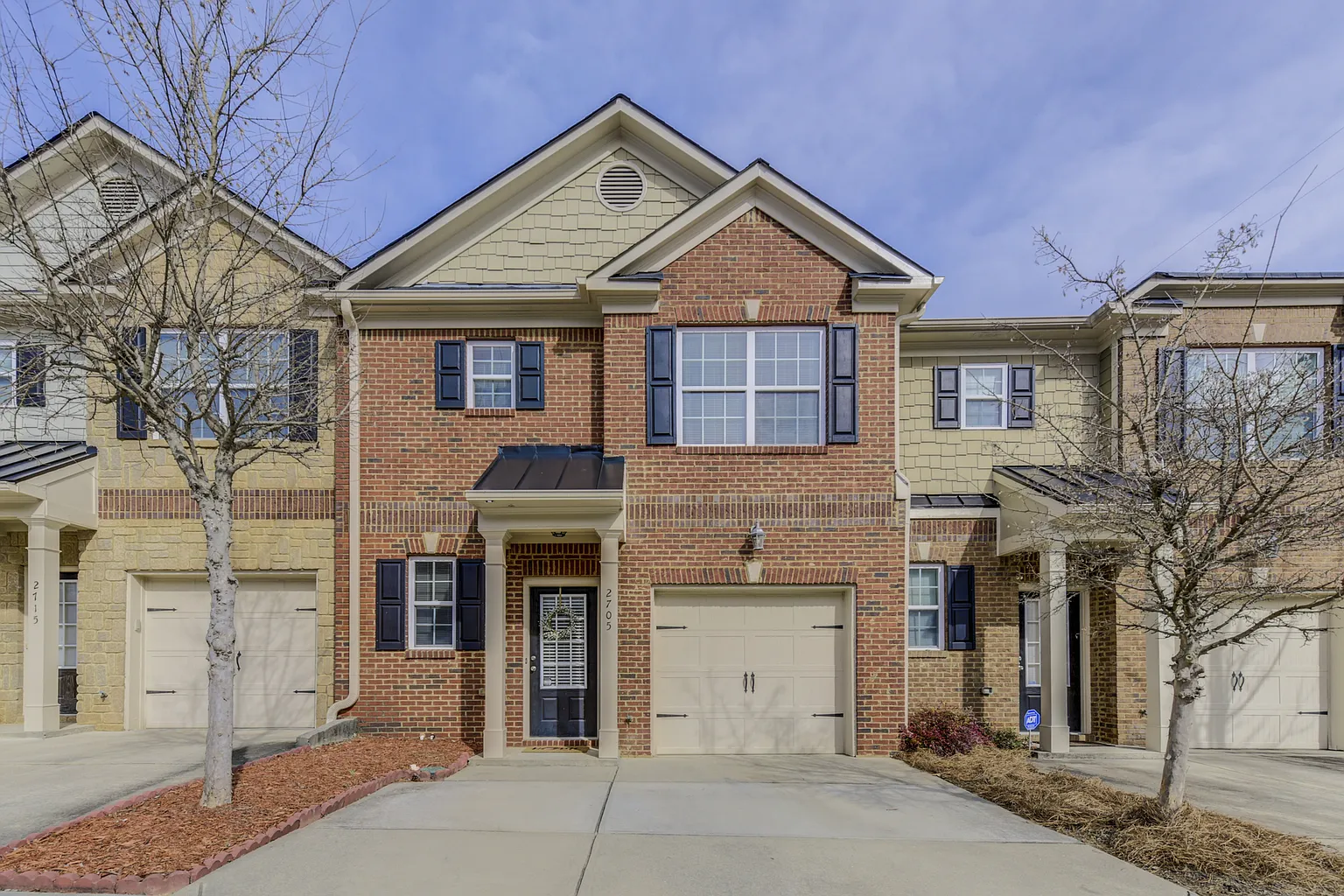 2705 Tohenham Cir photo 1