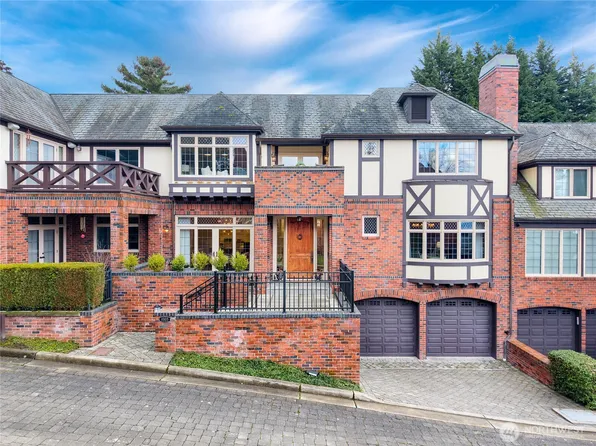 10105 NE 66th Lane, Kirkland, WA 98033