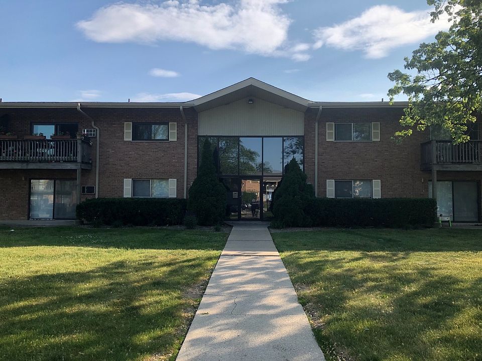 1st image of 7422 Brookdale Dr #1-209