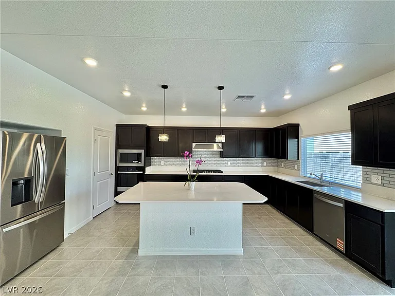 5772 Yellow House St — Photo 15