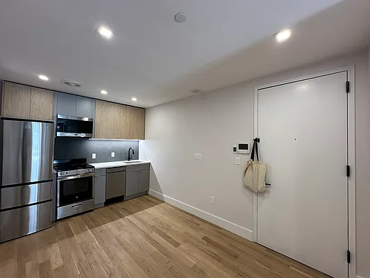 Rented by Rentopia | media 10