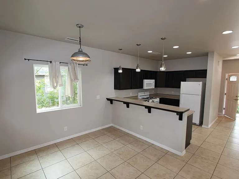 504 S O'Leary St — Photo 13