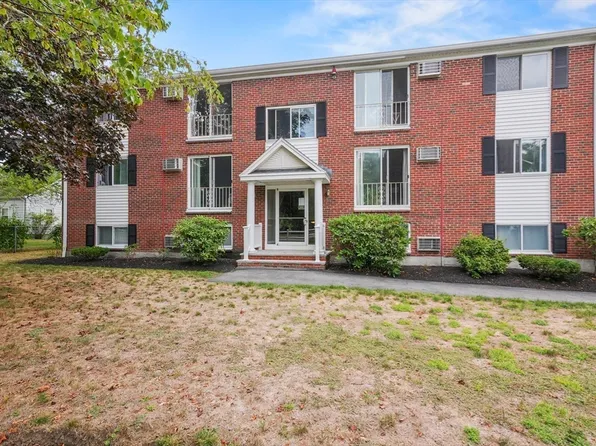 25 Clarks Rd APT 307, Amesbury, MA 01913