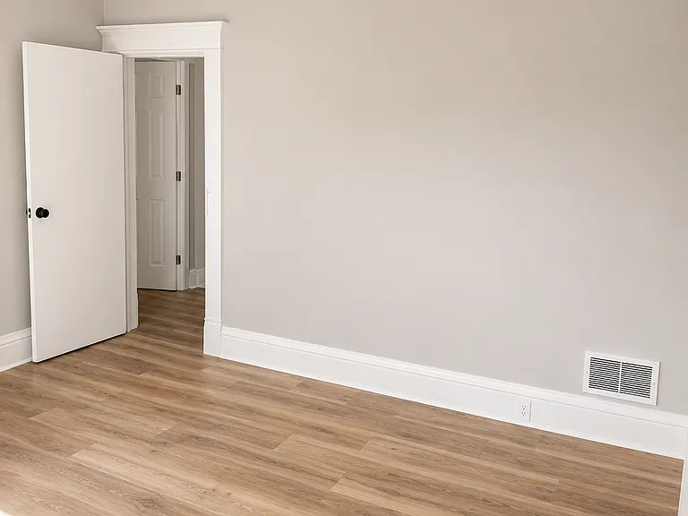 1566 Worthington St #1566 — Photo 11