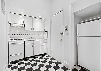 Rented by CitySites Real Estate Group