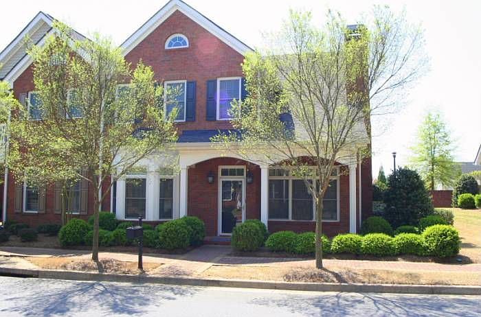 1st image of 8650 Parker Pl