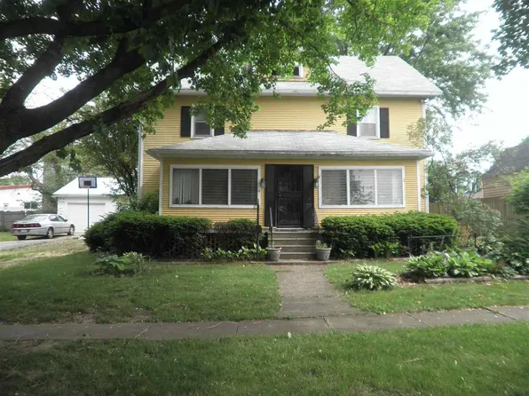 324 North St, Monroe Center, IL 61052