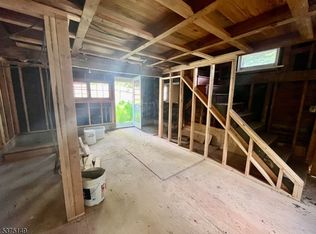 101 Dreahook Rd, Lebanon, NJ 08833