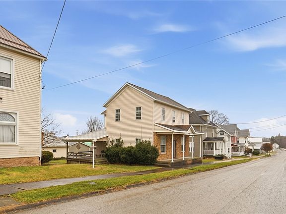 5th image of 119 Union St