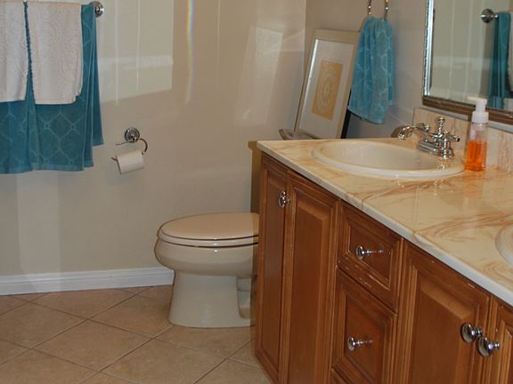 4th image of 17408 Hemmingway St