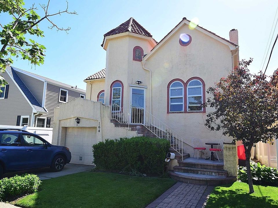 1st image of 164 Lincoln Blvd