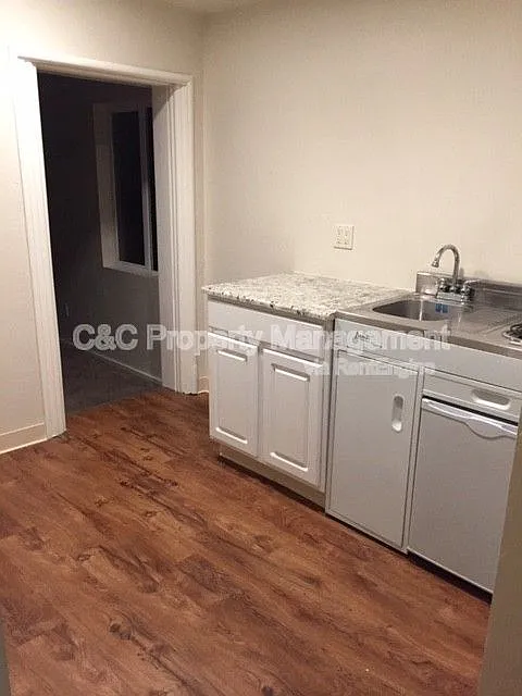 Studio, 1.0 bath, 150 sqft, $1,500 — Photo 4