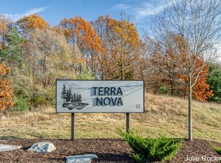 2825 Terra Nova Dr SE, Ada, MI 49301