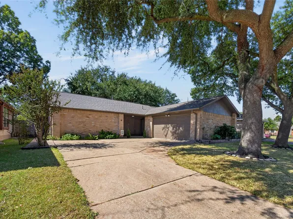 3706 Luton Park Dr, Houston, TX 77082