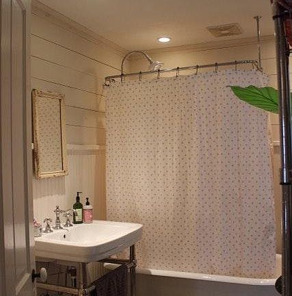 Downstairs bath with claw foot tub
