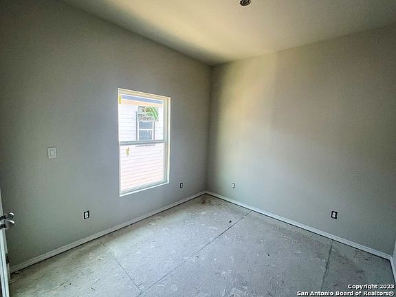3rd image of 7222 BRIAR PL