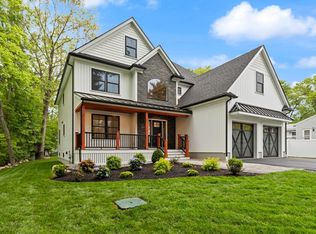 7 Four Acre Dr, Burlington, MA 01803