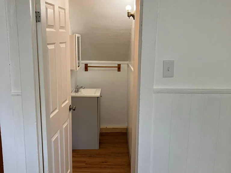 166 Royal Ave #3 — Photo 6