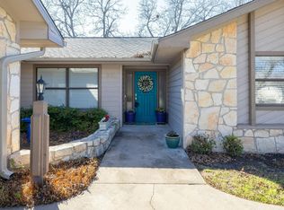 331 Colonial St, Meadowlakes, TX 78654