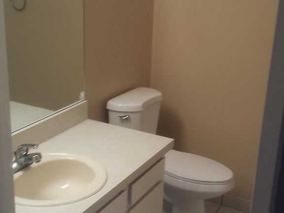 5th image of 370 Kantor Blvd