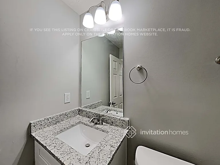 1020 Ivey Ln — Photo 17
