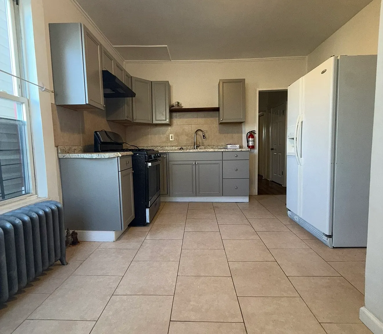 3 bed, $2,250 — Photo 1
