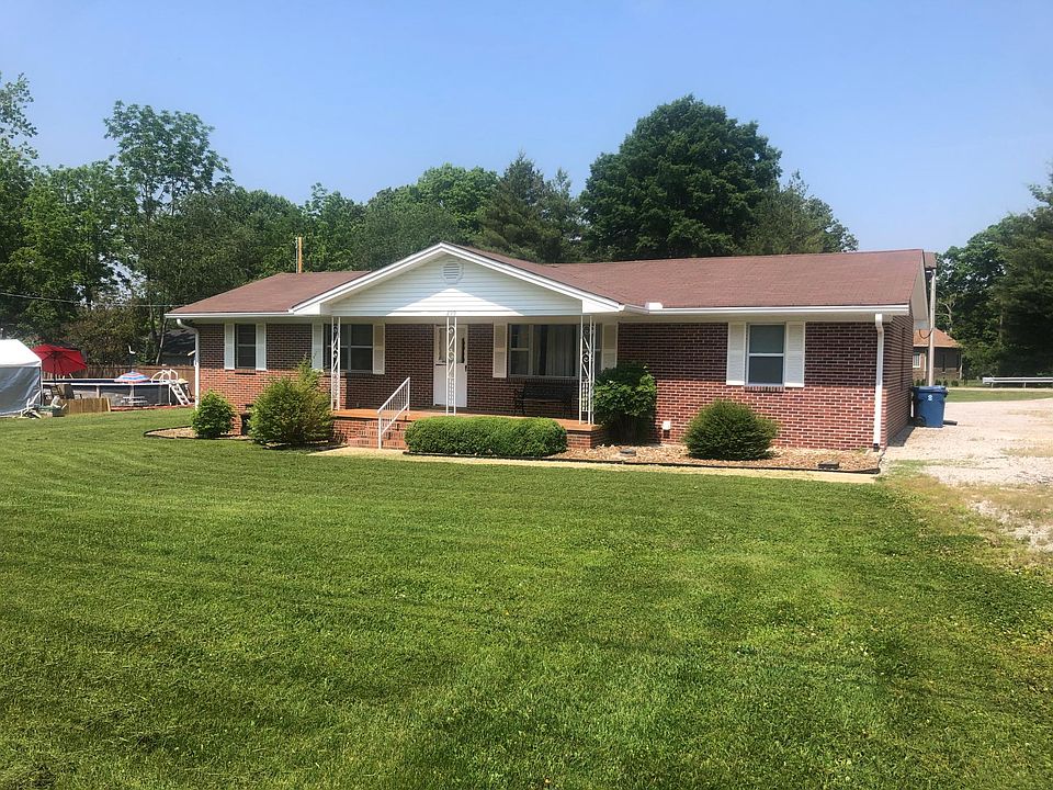 1st image of 299 Fairlane Dr