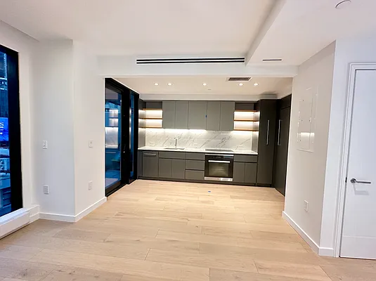 Rented by CSCC Realty, Inc. | media 17