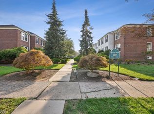 101 Gates Ave #E4-E-4, Montclair, NJ 07042
