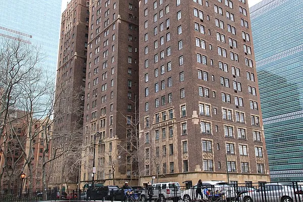 Sold by Corcoran | media 22