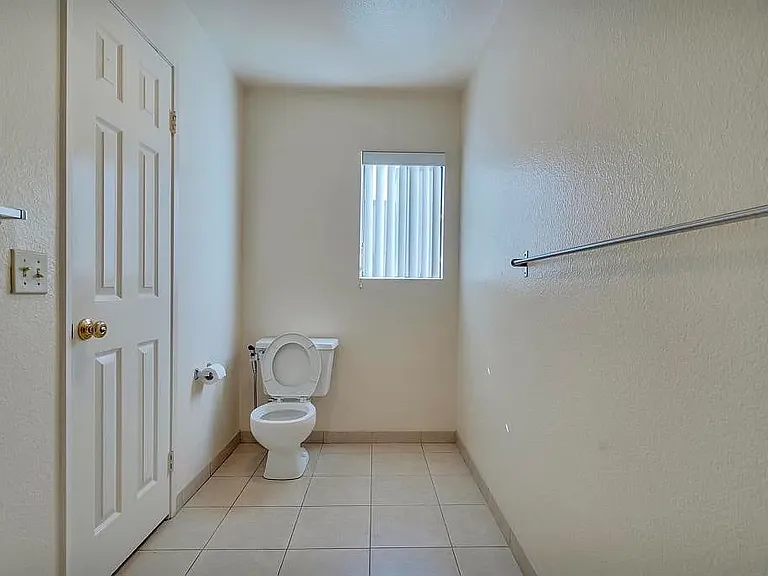 4639 Executive Dr #68 — Photo 15
