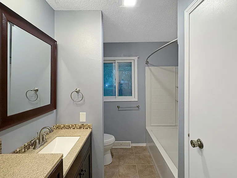 7680 Silver Lake Rd #7680 — Photo 10