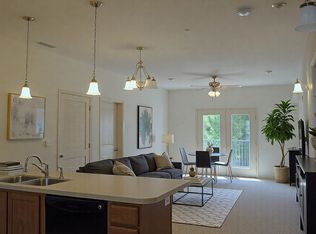 114 Oxford Dr APT 3, Branson, MO 65616