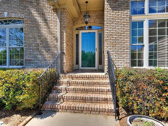 2nd image of 15 Mandarin Cir