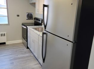 460 Lexington Ave APT 102, Bridgeport, CT 06604
