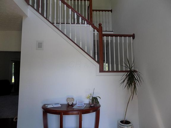 4th image of 9386 Auburn Ave