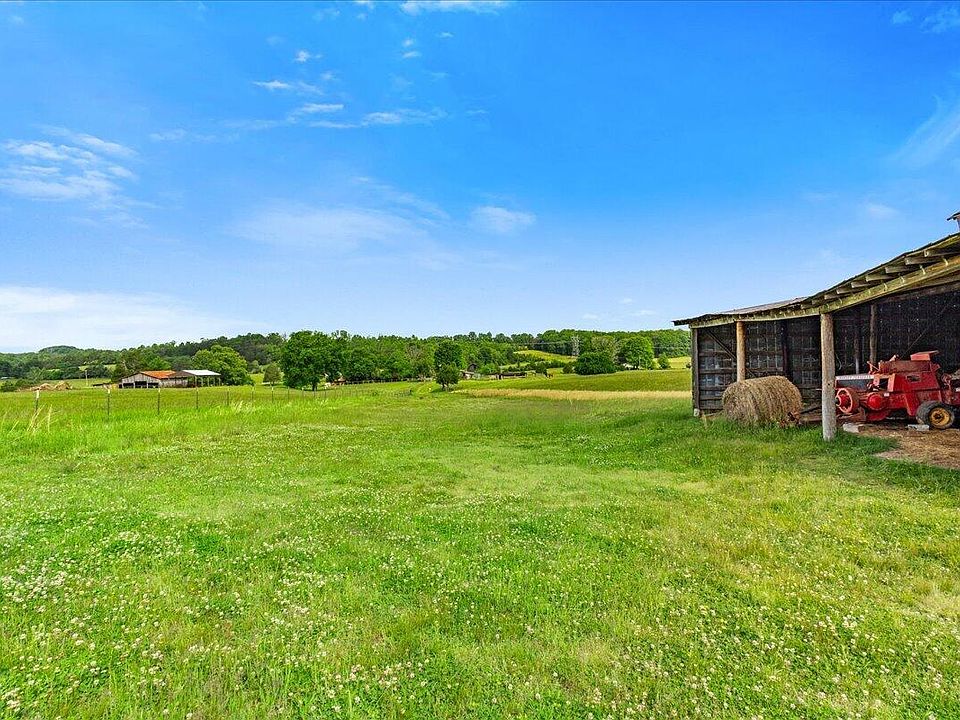 31st image of 1245 Paint Rock Valley Rd