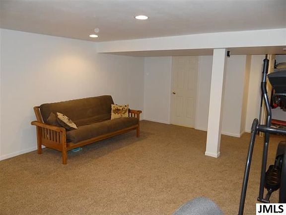 4th image of 125 McConnell Dr