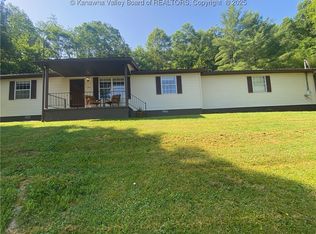 196 Sycamore Creek Road, Ripley, WV 25271