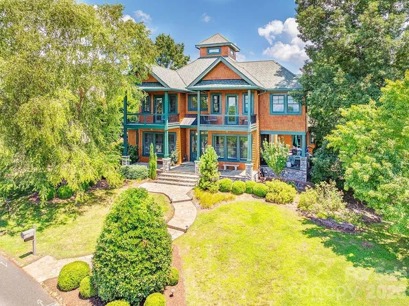 3 Gale Kelly Ct, Weaverville, NC 28787