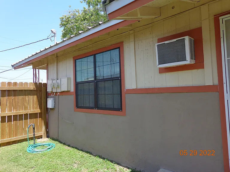 705 N 1st Ave — Photo 23