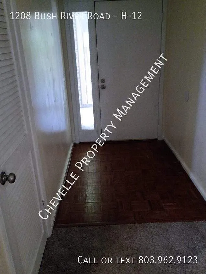 2 bed, 1100 sqft, $975 — Photo 1