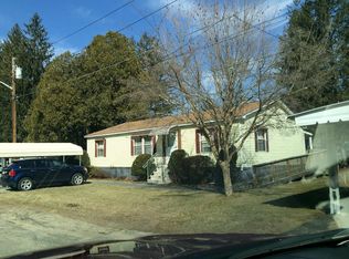 4 Cypress Ct, Brimfield, MA 01010