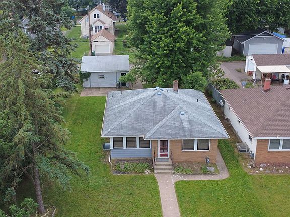 4th image of 752 Orange Ave E