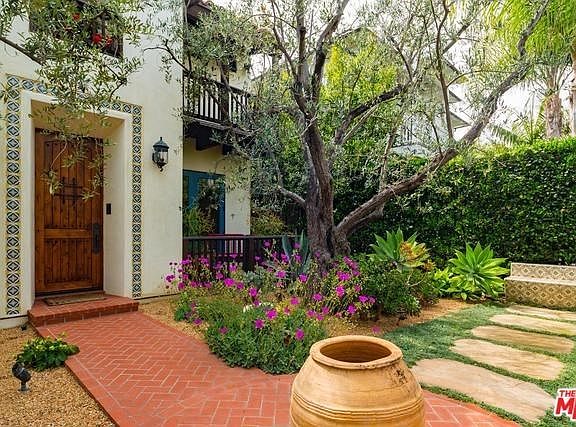 LANDSCAPED FRONT ENTRY