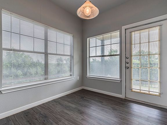 5th image of 2320 Gracy Farms Ln APT 1214