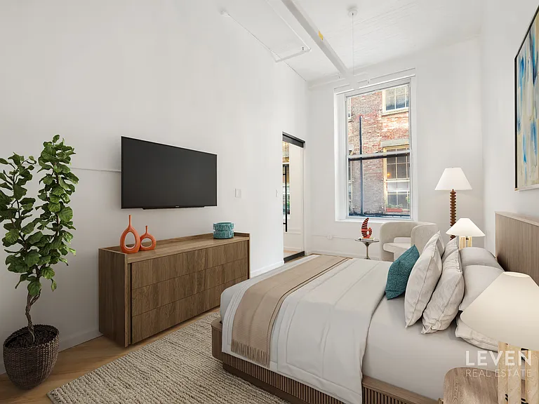 95 Grand St #2 — Photo 4